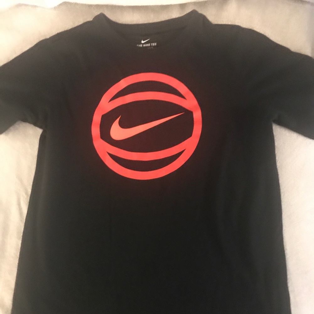 Nike basketball shirt